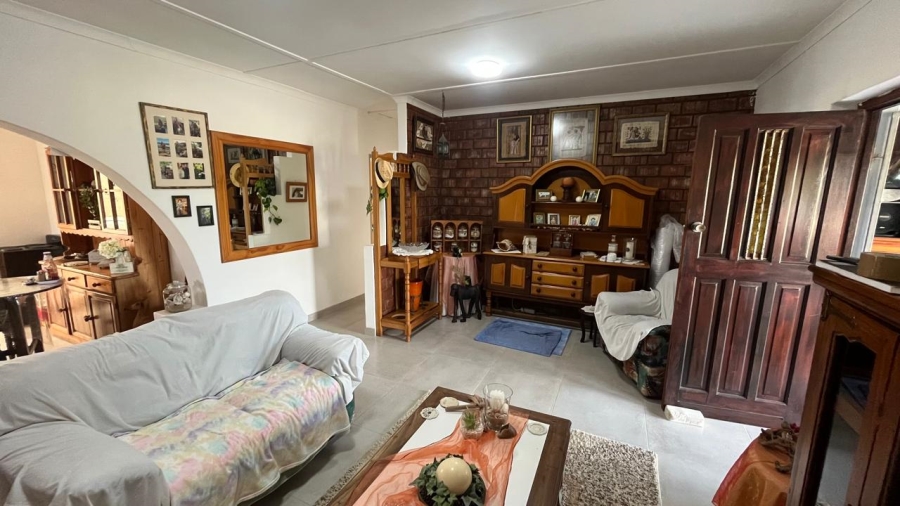 2 Bedroom Property for Sale in Wavecrest Eastern Cape